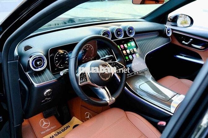Mercedes Benz GLC Class 2023 - 7000 km siêu lướt