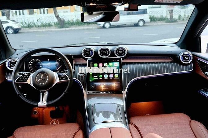 Mercedes Benz GLC Class 2023 - 7000 km siêu lướt