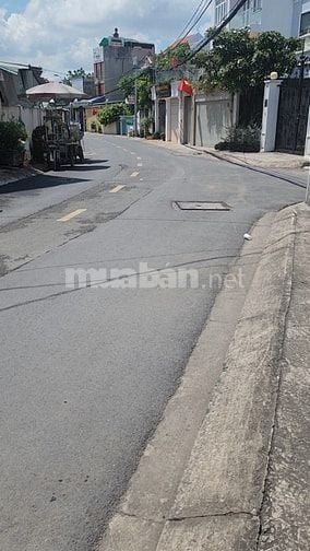 Bán nhà MT Thạnh Mỹ Lợi rộng 10m, 140,4m2, sổ hồng, giá 78,35tr/m2