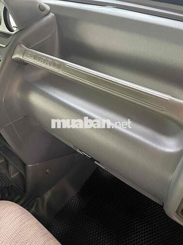 Mitsubishi Pajero V43 nhập nhật
