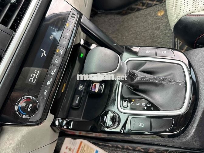 Kia Seltos 2022 1.6Premium Trắng 16000km Siêu Cọp