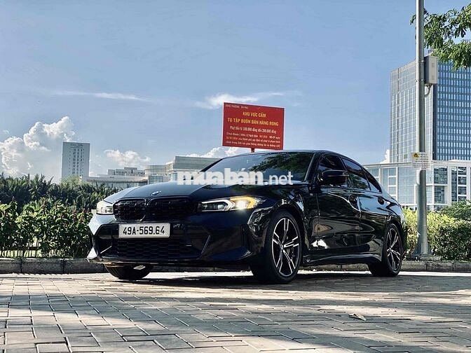 Bán BMW 330i 2023 Msport đẹp không lỗi chỉ 1,6x