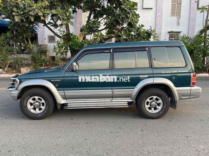 Mitsubishi Pajero V43 nhập nhật