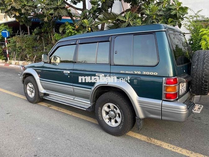 Mitsubishi Pajero V43 nhập nhật