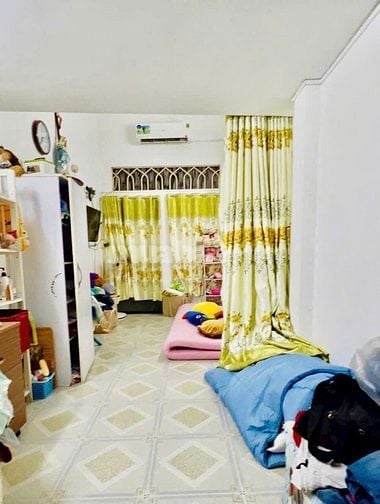 2ty880 Hẻm xe hơi hẻm thẳng cách mt 70met nhà 1 trệt lửng lầu 2pn