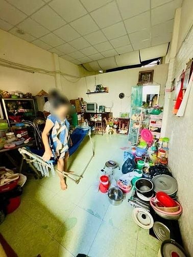 3ty680 nhà cũ diện tích khủng 4x20 Sổ hồng riêng có sân riêng