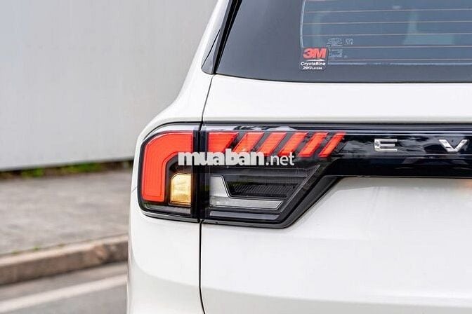 Ford Everest Titanium 4x2 Sản xuất  2024