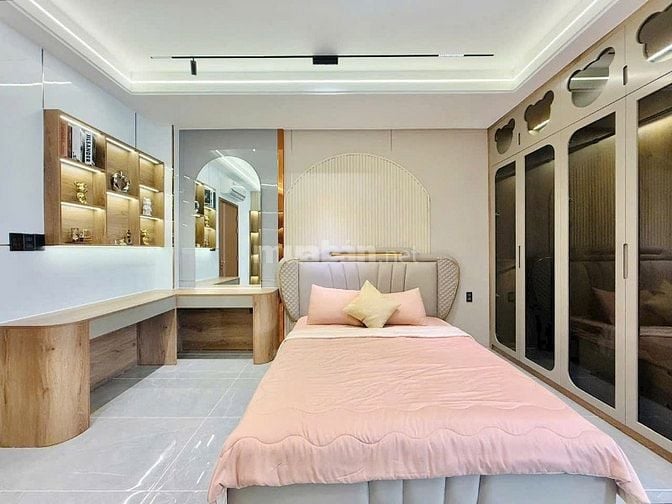 Căn 64.7m2 Võ Văn Tần, Q3 - gần chợ Bàn Cờ. Xây 1 trệt 4 làu, hẻm 