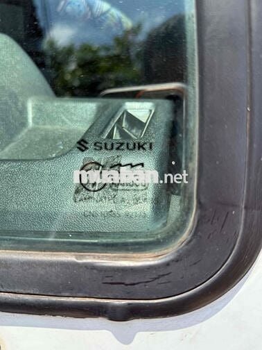 Suzuki 2001 - 9898 km