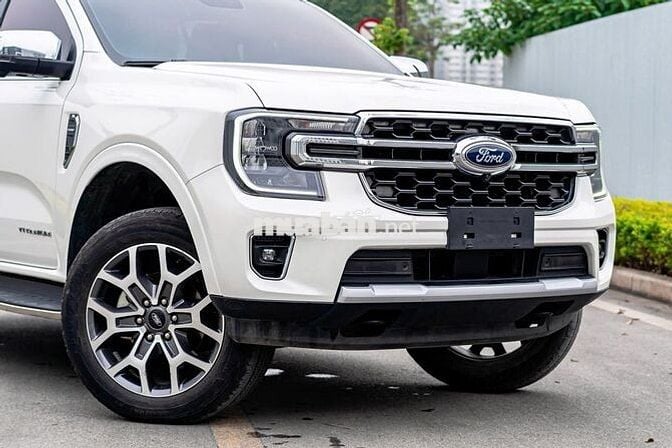 Ford Everest Titanium 4x2 Sản xuất  2024