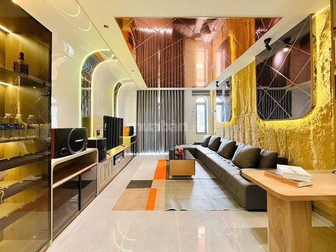 Căn 64.7m2 Võ Văn Tần, Q3 - gần chợ Bàn Cờ. Xây 1 trệt 4 làu, hẻm 