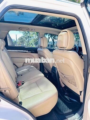 Kia Sorento 2018 máy dầu 2.2L bản full chạy ít