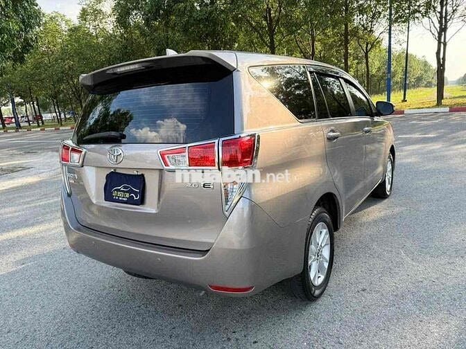 Toyota Innova 2018 - 106000 km