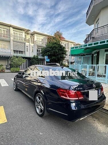 Mercedes Benz E Class 2013 E250 - 150000 km