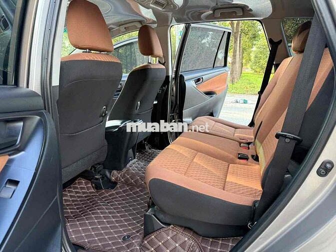 Toyota Innova 2018 - 106000 km