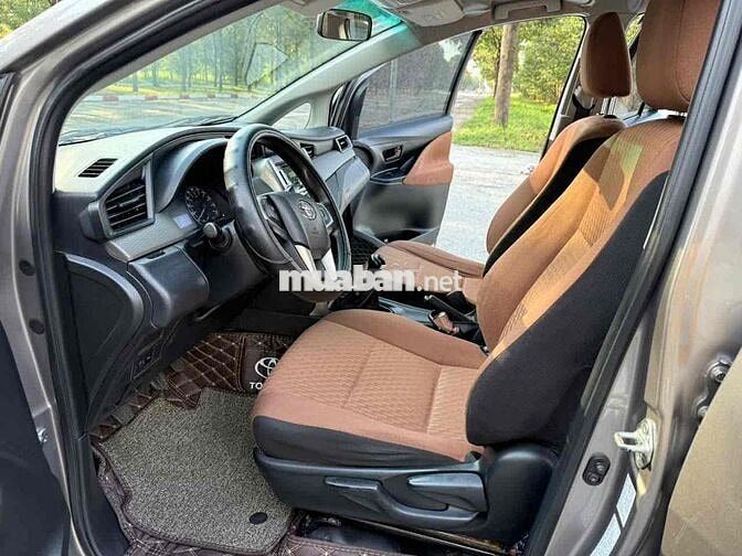 Toyota Innova 2018 - 106000 km