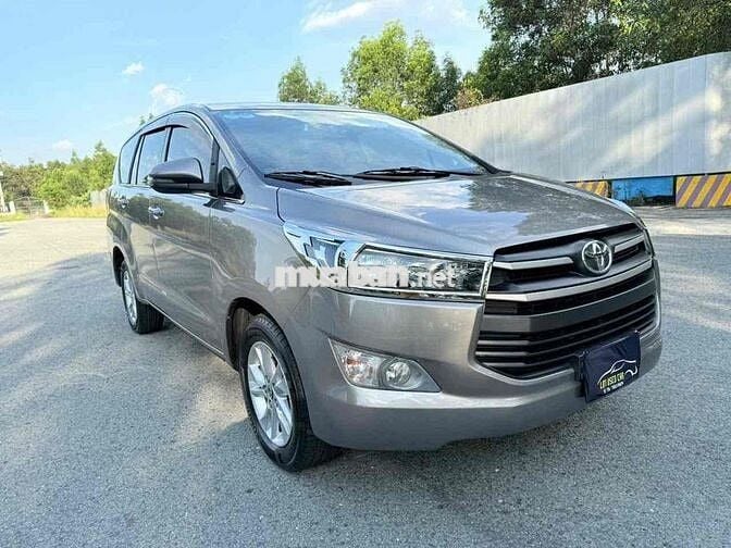 Toyota Innova 2018 - 106000 km