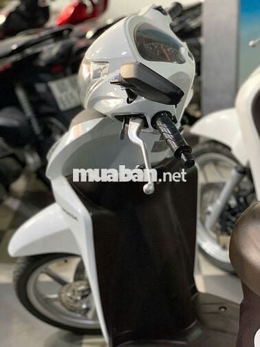 vision 2015 máy zin, có bán trả góp