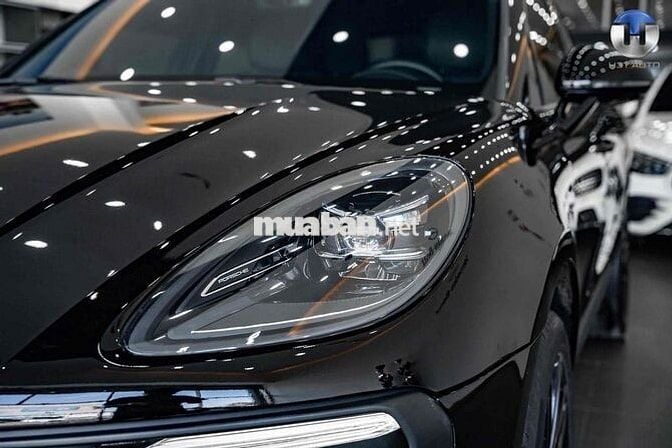 Porsche Macan Model 2023 siêu lướt 2,6v km