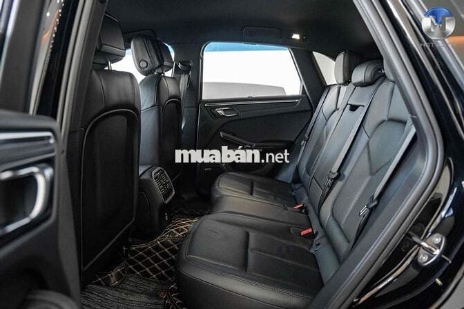 Porsche Macan Model 2023 siêu lướt 2,6v km