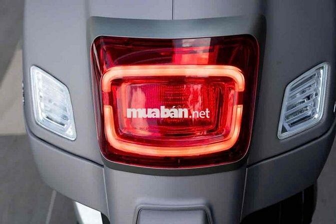 Vespa GTS 300 Hpe Smarkey