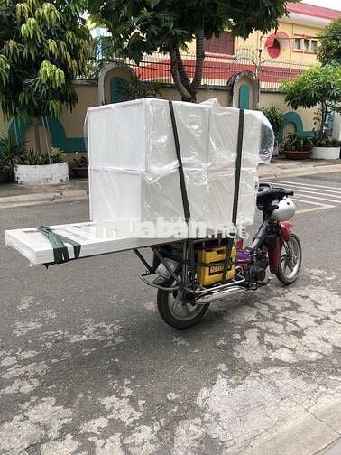 xe chở hàng cồng kềnh