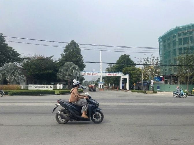 400m2 mặt tiền đường nhựa QL22 ngay KCN Trảng Bàng. 6,5 tỷ 