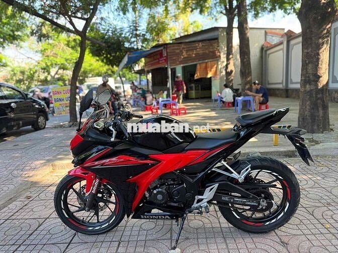 Honda CBR 2018 chính chủ biển số thành phố
