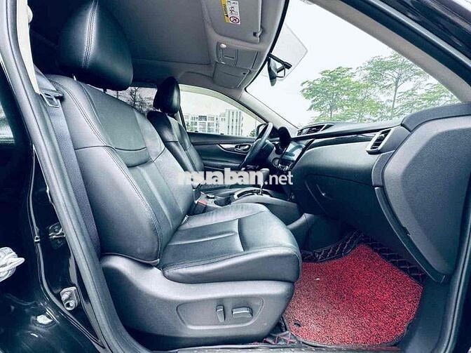 Nissan X trail 2.5 SV bản 2 cầu cao cấp sx2020