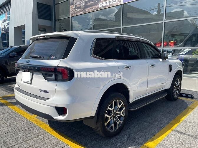 Everest 2022 Tita 2.0L AT 4x2, Đưa 400Tr Nhận Xe
