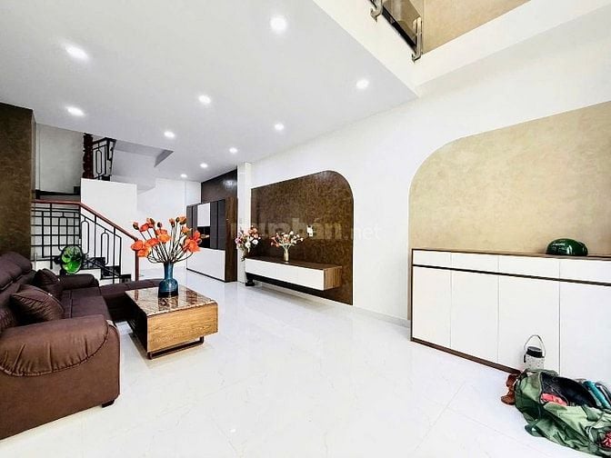 Giảm sâu 200tr khi mua nhà Trần Quý, Quận 11 kèm nội thất| SHR,hẻm 6m