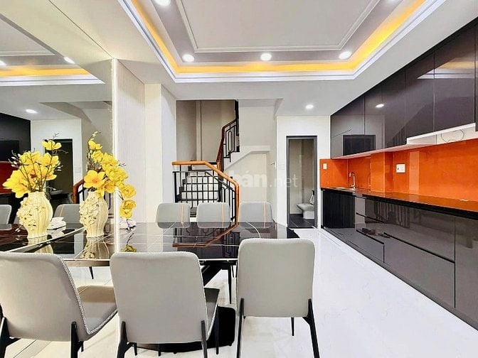Giảm sâu 200tr khi mua nhà Trần Quý, Quận 11 kèm nội thất| SHR,hẻm 6m