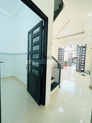 Nhà mặt tiền Trần Thị Bốc thị trấn Hóc Môn trường Lý thường Kiệt