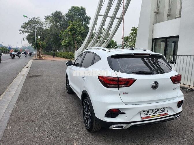 MG MGZS 2024 Luxury 1.5 AT 2WD - 10000 km