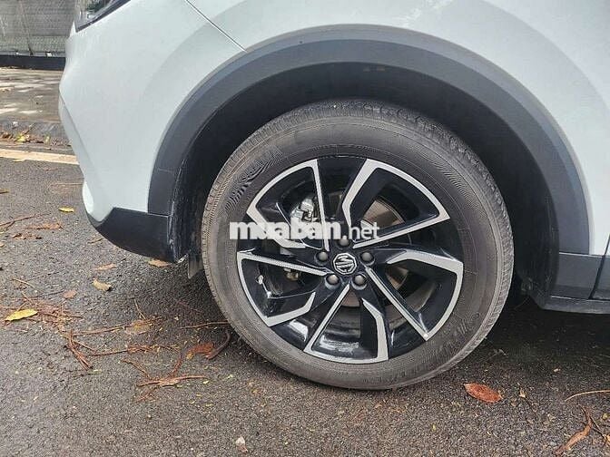 MG MGZS 2024 Luxury 1.5 AT 2WD - 10000 km
