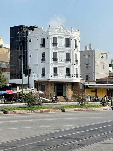 Bán căn mặt tiền Phạm Văn Đồng, Phường 1, Gò Vấp