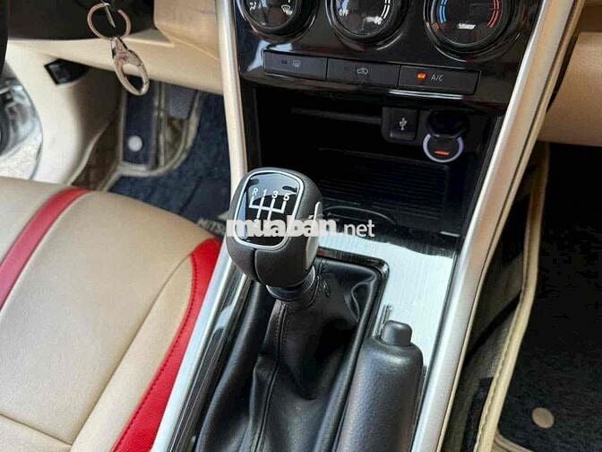 Mitsubishi Xpander 2019 1.5MT rin a-á bao sang tên