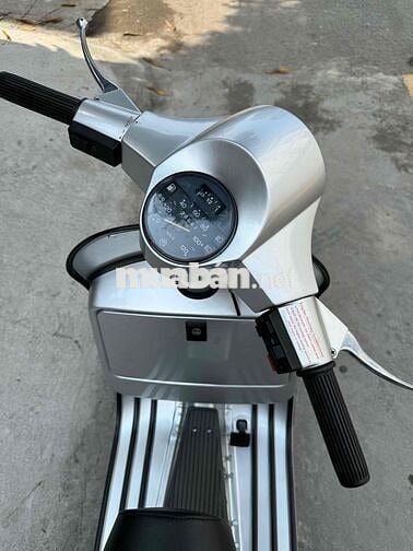 Vespa PX 150 hqcn 1 đời chủ từ đầu đời tem sàn