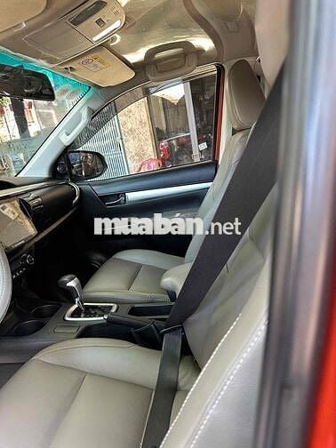 TOYOTA HILUX 3.0L 4x4 AT SX 2016 NHẬP KHẨU