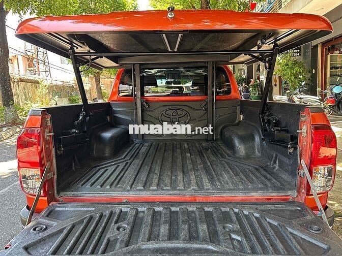 TOYOTA HILUX 3.0L 4x4 AT SX 2016 NHẬP KHẨU