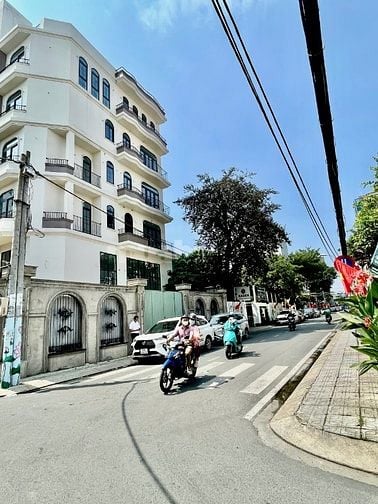 Tin thật 100%! Góc 2 MT Lam Sơn - 266m2 (17 x 22) - Hầm 8 Tầng - 280Tr