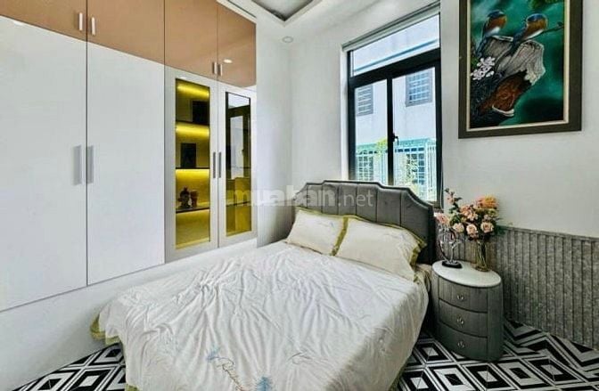 Nhà đường lớn ô tô đường Phan Kế Bính, Quận 1. Giao Nguyễn Văn Thủ