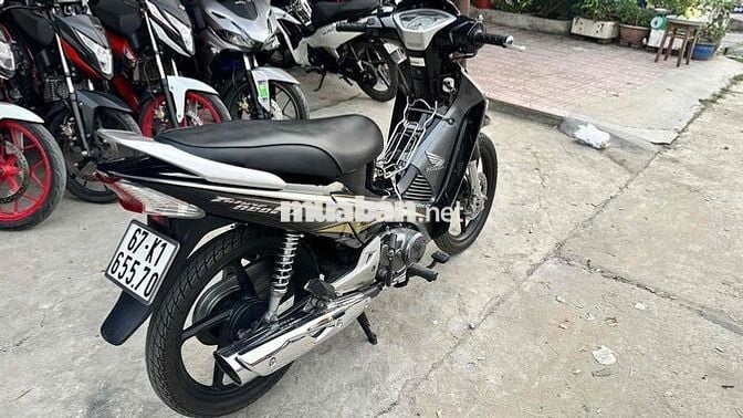 Future fi 2009 đen 65570 ( hỗ trợ góp )