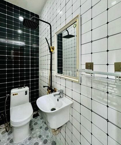 Nhà đường lớn ô tô đường Phan Kế Bính, Quận 1. Giao Nguyễn Văn Thủ