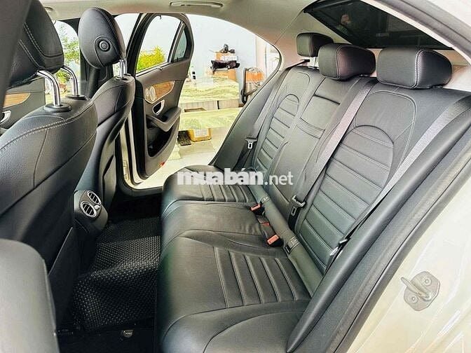 Mercedes Benz C250 Exclusive Model 2017