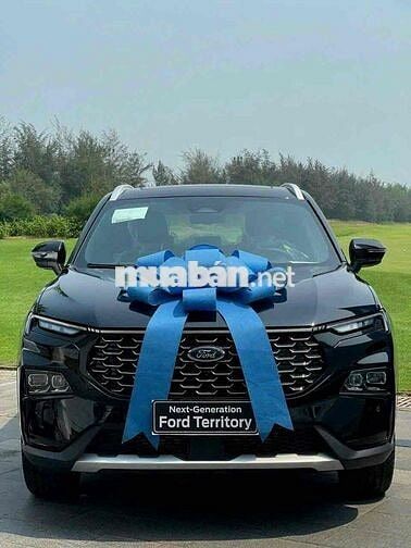 2025 Titanium X 1.5 AT Bank 90%, trả trước 200tr