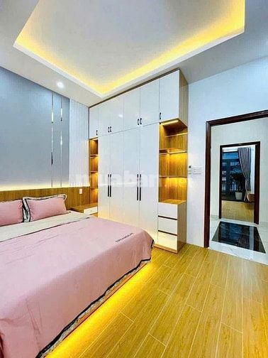 Bán nhà hẻm 5m 4.5 tầng nội thất Phan Huy Ích gần Emart 2 