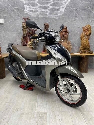 Vision chính chủ bstp khoá Smartkey, máy êm ru
