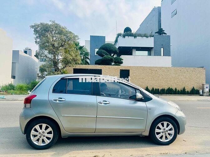 Toyota Yaris số tự động nhập Thái