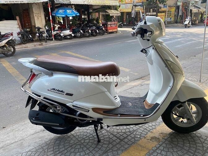 Attila Fi phun xăng cực đẹp